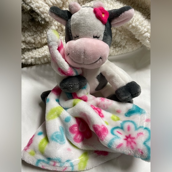 Little Miracles Cow Plush Snuggles Lovey Plush Security Blanket - Picture 8 of 13